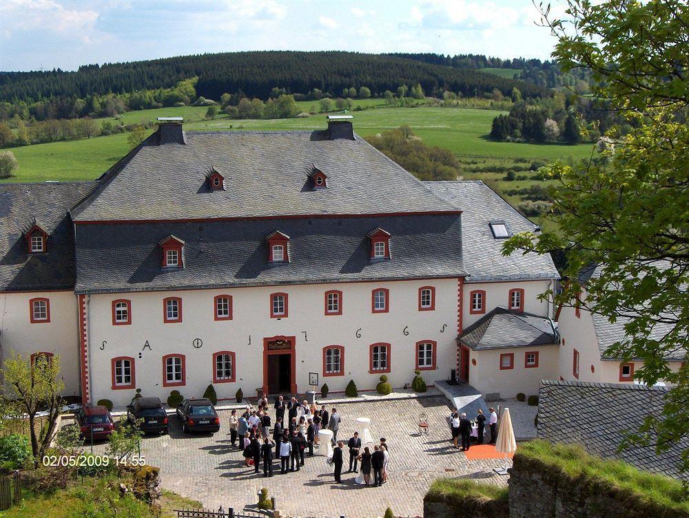 Schlosshotel Burghaus Kronenburg Dahlem (Euskirchen) Exterior foto